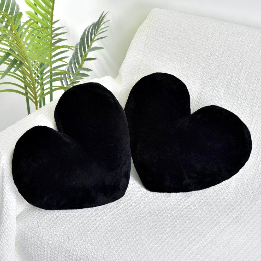 8419 2 Pcs Black Heart Pillow Decorative Throw Pillows 16-inch Cute Soft